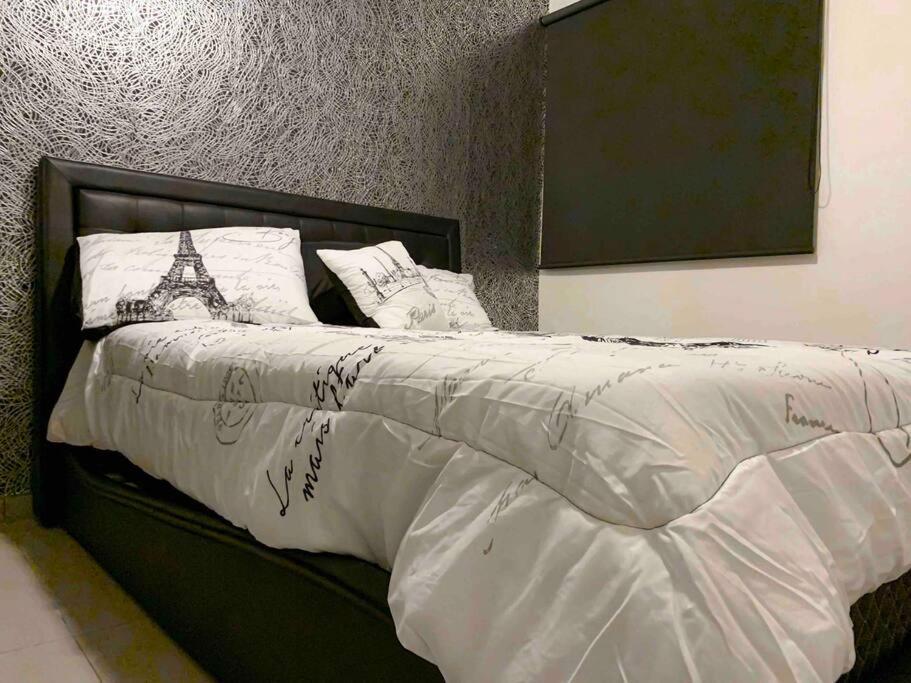 Casa Moderna Y Elegante En El Corazon De Ensenada! Βίλα Εξωτερικό φωτογραφία
